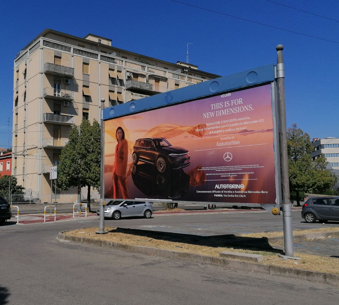 Poster pubblicitari per il settore automobilistico di Zetamedia